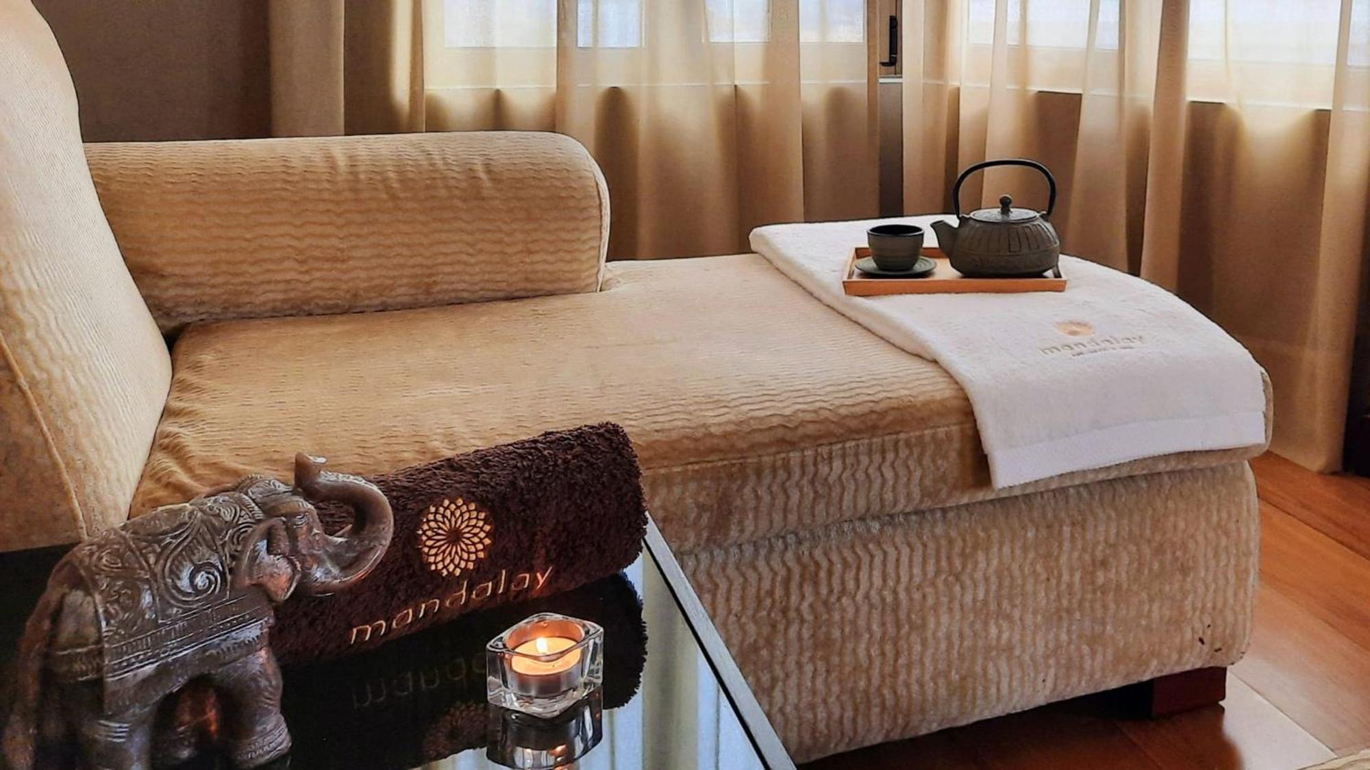 Crowne Plaza Porto By Ihg Hotel Bagian luar foto A massage bed